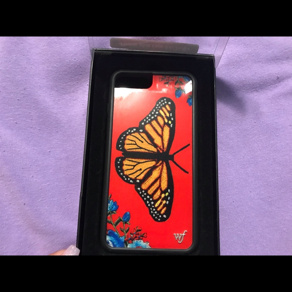 ✰Wildflower Case ✰Butterfly